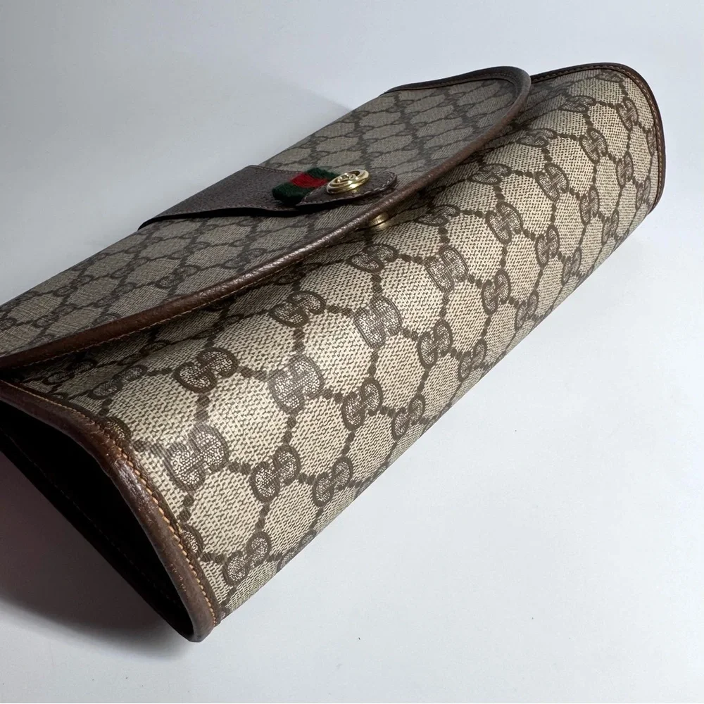 Gucci Supreme GG Monogram  Clutch Crossbody Bag - Picture 14 of 17